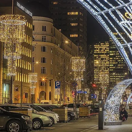 Falcon Center 4 Metro świętokrzyska * Warszawa