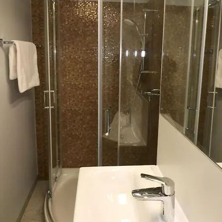 Falcon Center 4 Metro świętokrzyska Apartament Warszawa