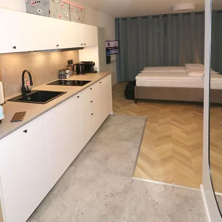 Apartmán Falcon Center 4 Metro Swietokrzyska Varšava